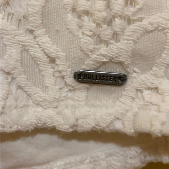 Crochet Floral Shorts Hollister - Picture 2 of 4